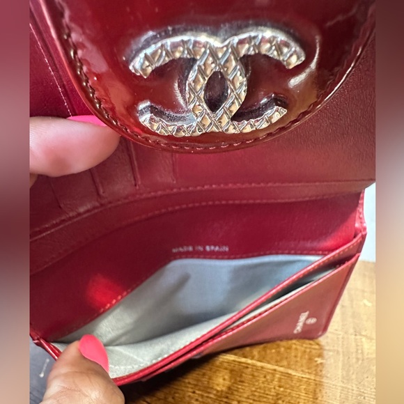 Chanel Red Quilted Women's wallet silver hardware EUC - Picture 11 of 11